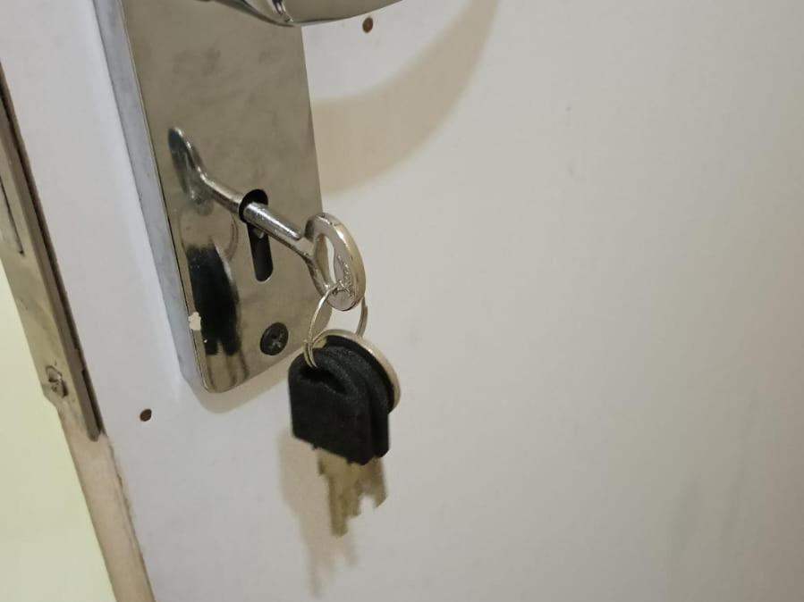 Single Room Near "World Trade Centre&Beach" Abudhabi Abu Dhabi Eksteriør bilde